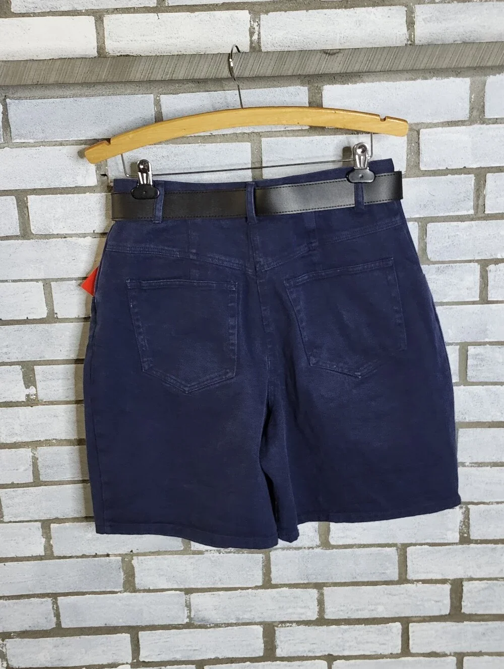 • NWT Milano Sport Women's Vintage High Rise Shorts With Belt 14 Blue Pockets
